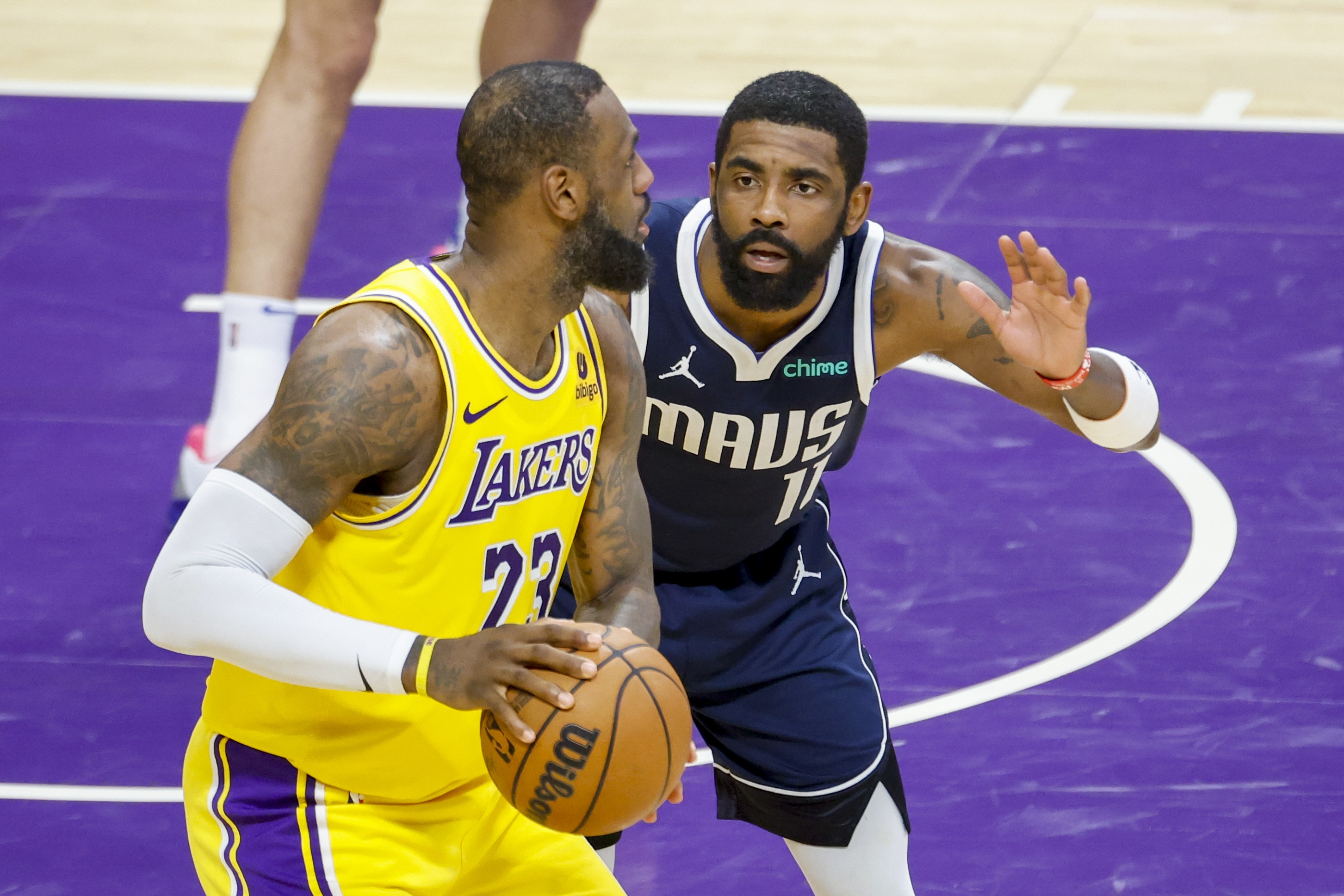 开云下载-👀队记：独行侠没有寻求得到詹姆斯 两队之间还没有交易谈判